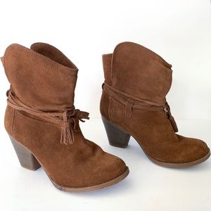 MIA Suede Tie Ankle Boots Sz 6